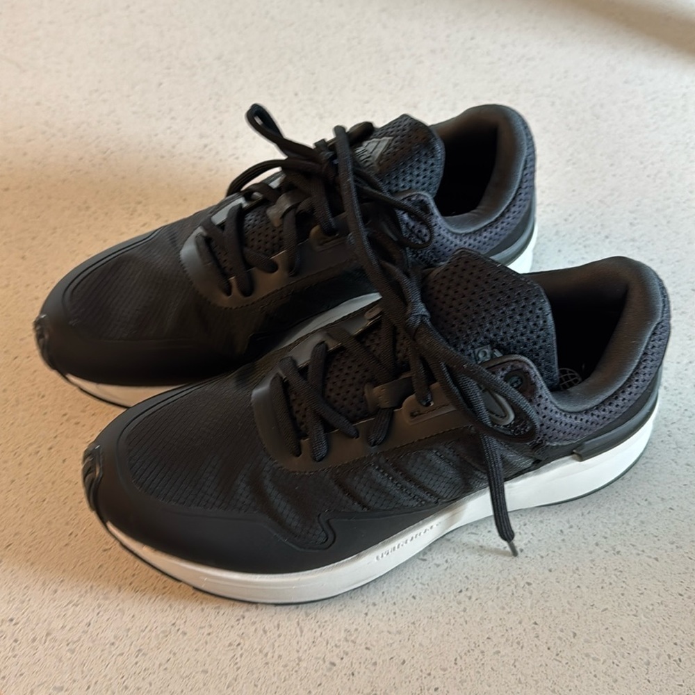 NWOB🍍 Adidas Mens Size 8.5ZNCHILL LightMotion Black White Running Sneakers🍍